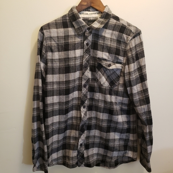 Oneill Classic Fit Plaid Flannel Shirt Black Gray Button Up Mens Size Small - Picture 9 of 9